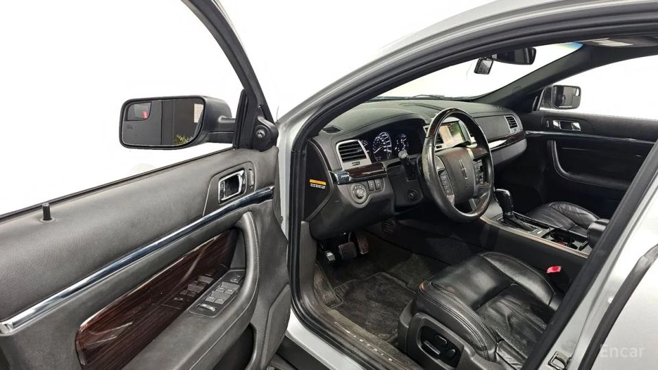 Lincoln MKS