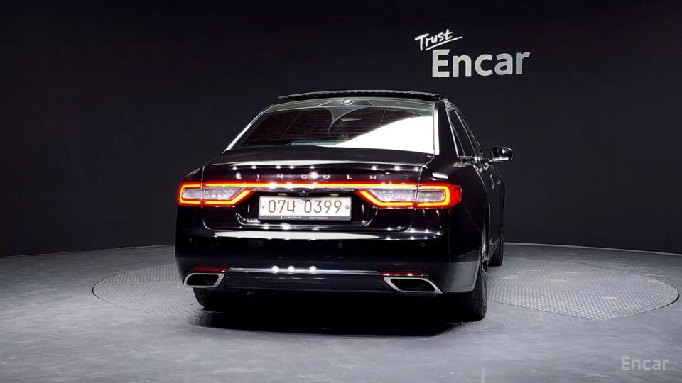 Lincoln Continental