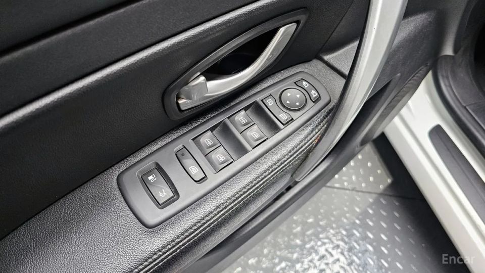 Renault-KoreaSamsung SM5
