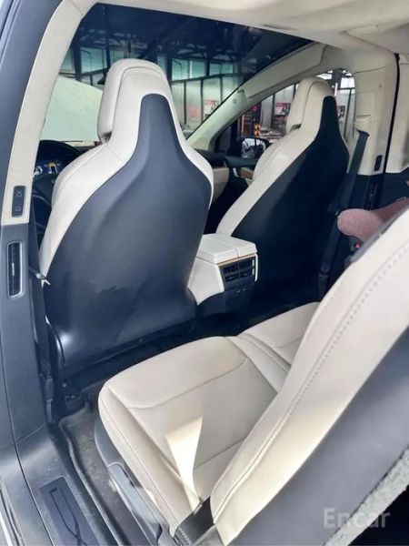 Tesla model-x