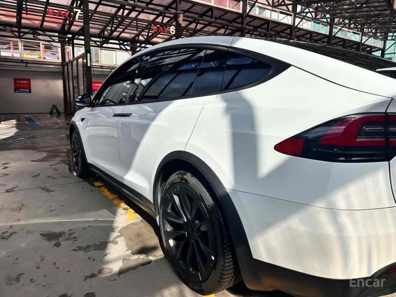 Tesla model-x