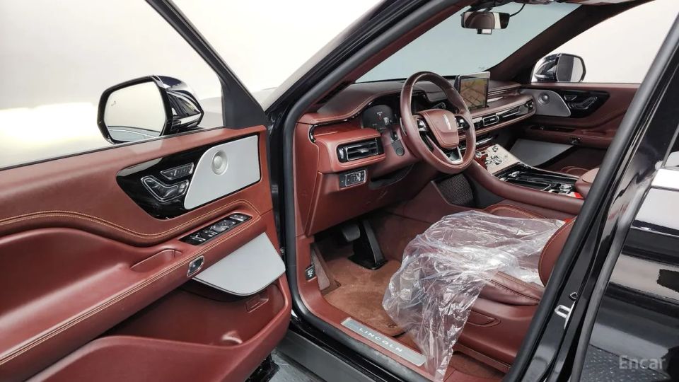Lincoln Aviator