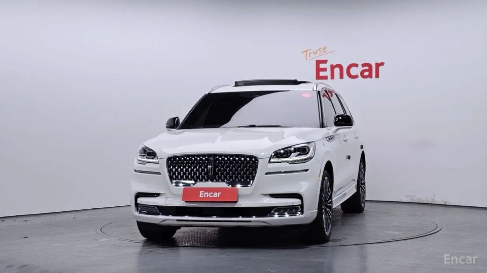 Lincoln Aviator
