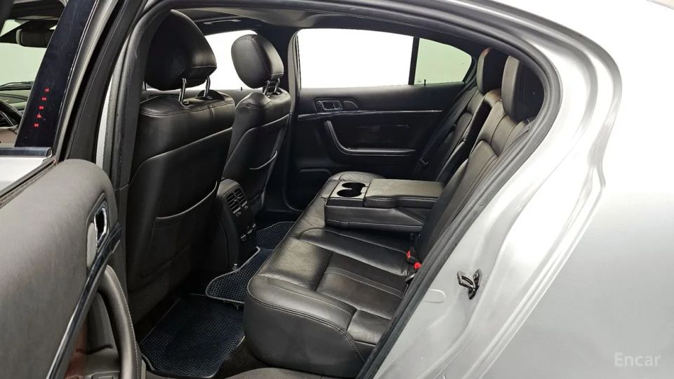 Lincoln MKS
