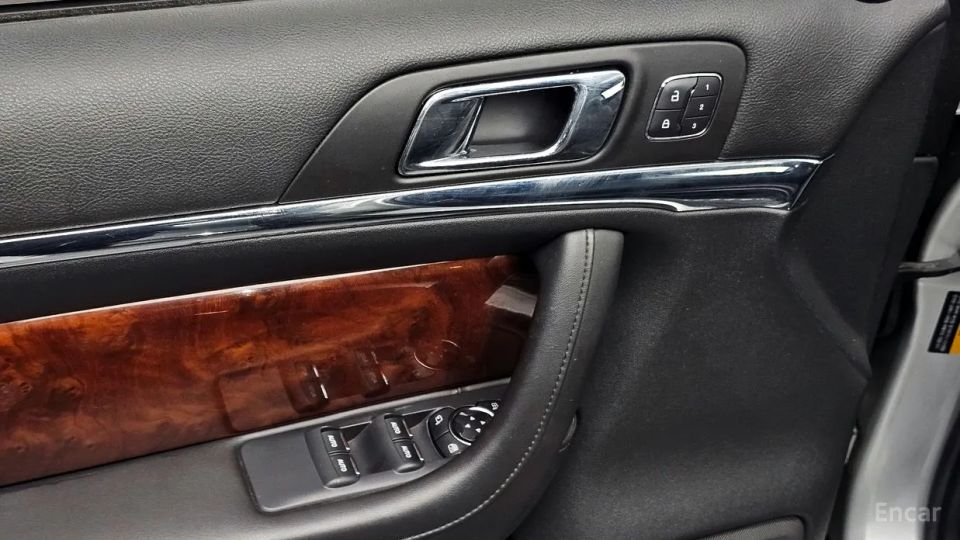 Lincoln MKS