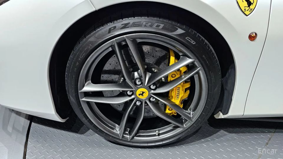 Ferrari 488