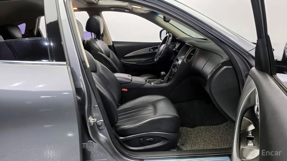 Infiniti EX