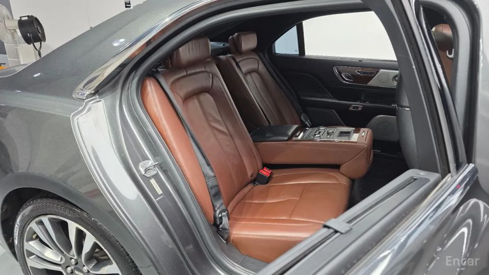 Lincoln Continental