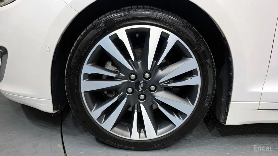Lincoln MKZ