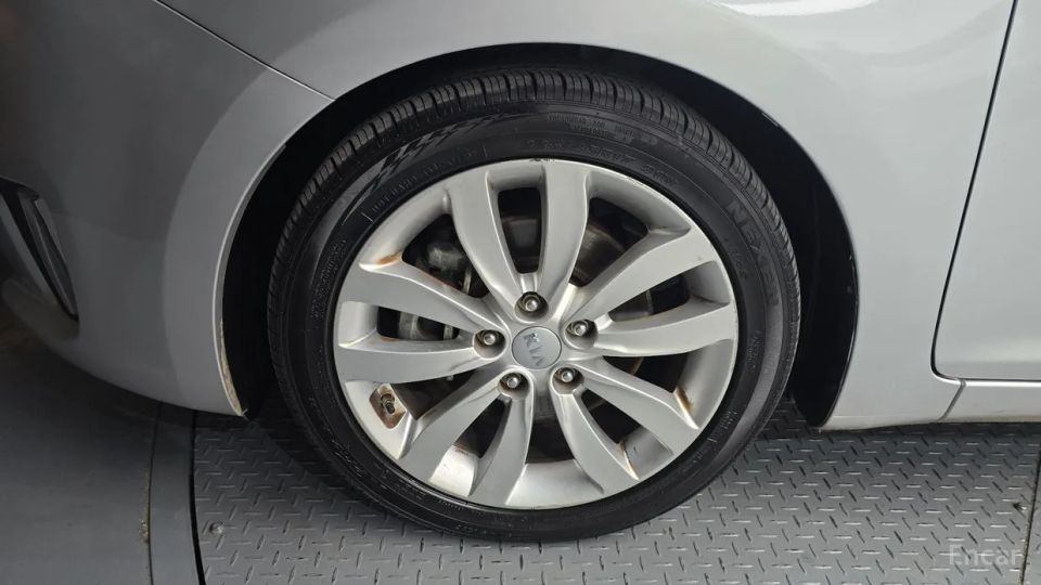 Kia Carens