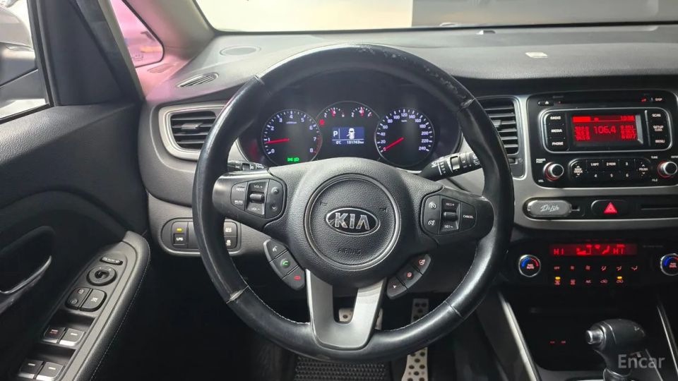 Kia Carens