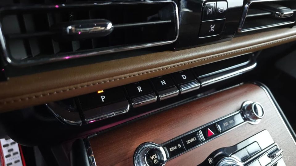Lincoln Aviator