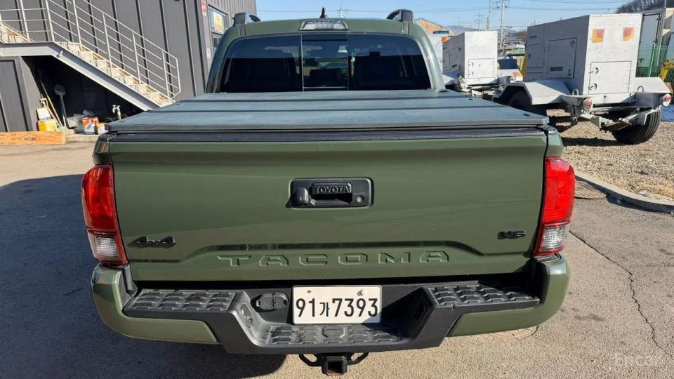 Toyota Tacoma