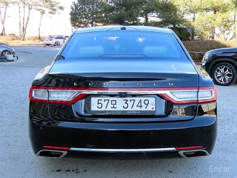 Lincoln Continental