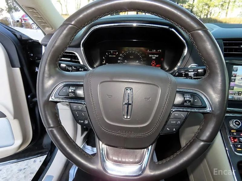 Lincoln Continental