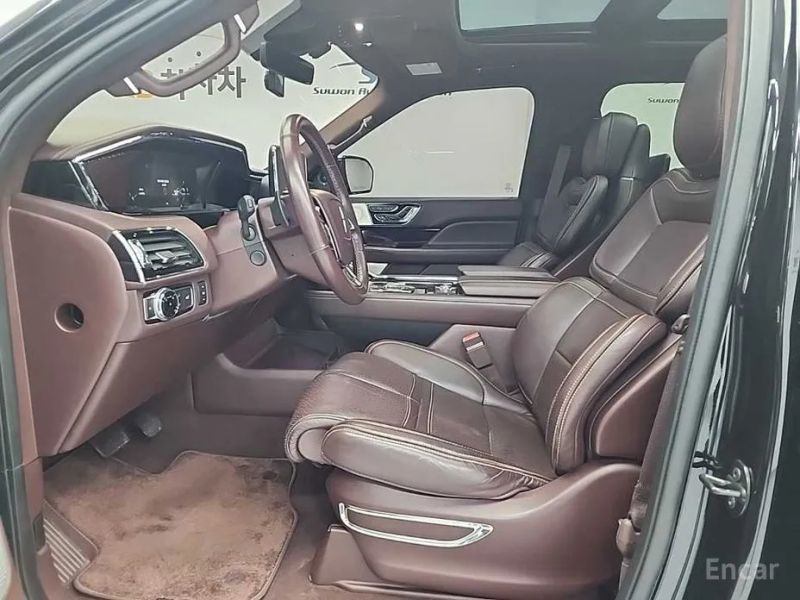 Lincoln Navigator
