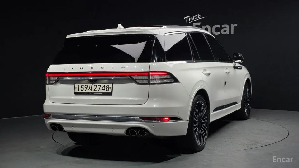 Lincoln Aviator