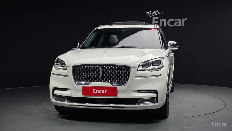 Lincoln Aviator