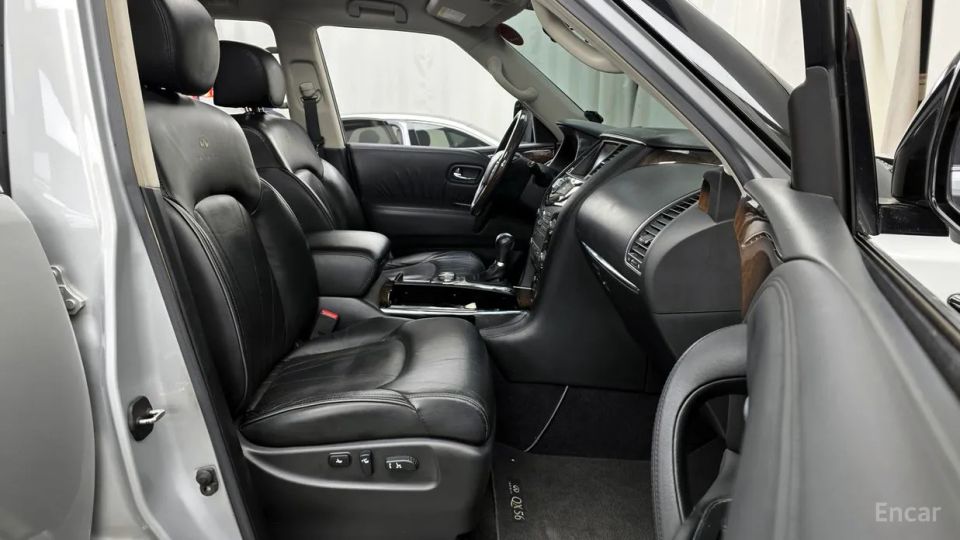 Infiniti QX