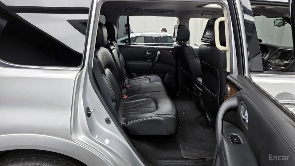 Infiniti QX