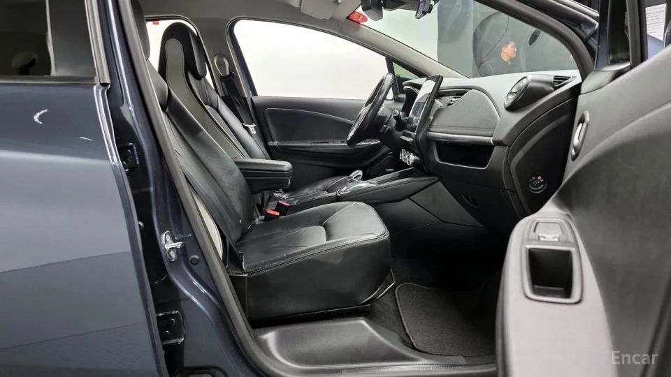 Renault-KoreaSamsung Zoe