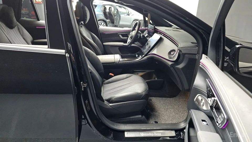 Mercedes-Benz EQS