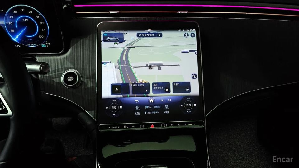 Mercedes-Benz EQS