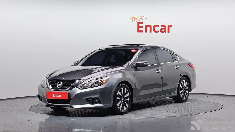 Nissan altima