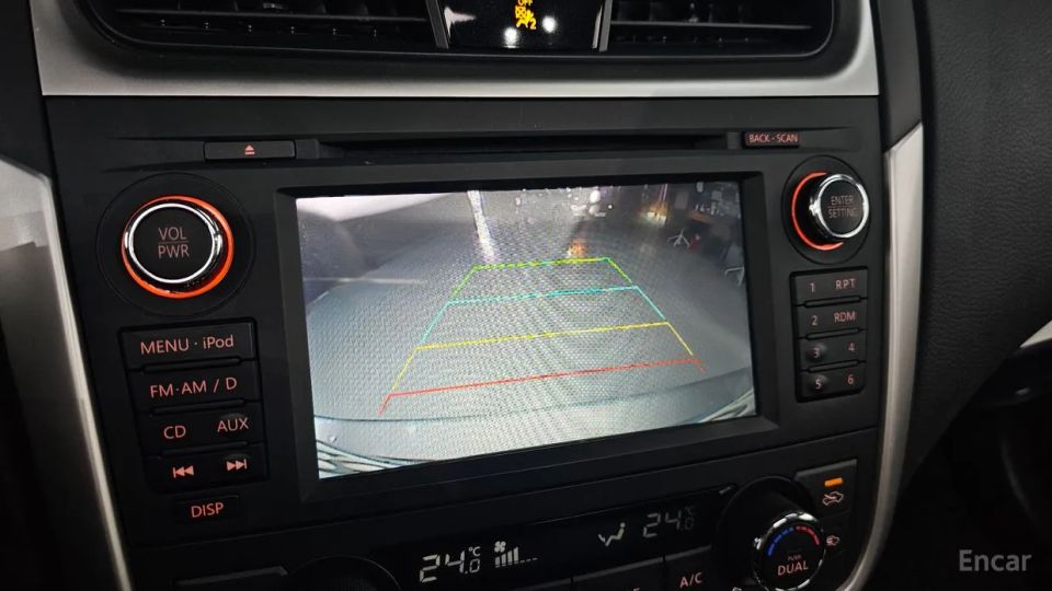 Nissan altima