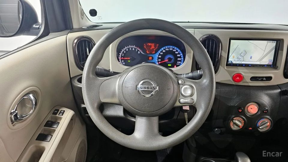 Nissan Cube