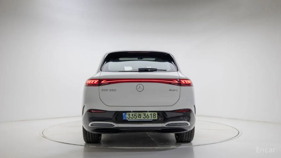 Mercedes-Benz EQS