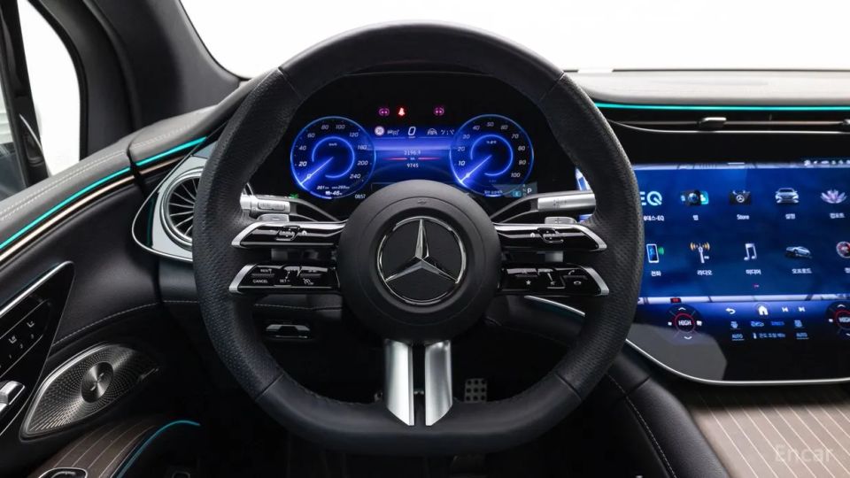 Mercedes-Benz EQS