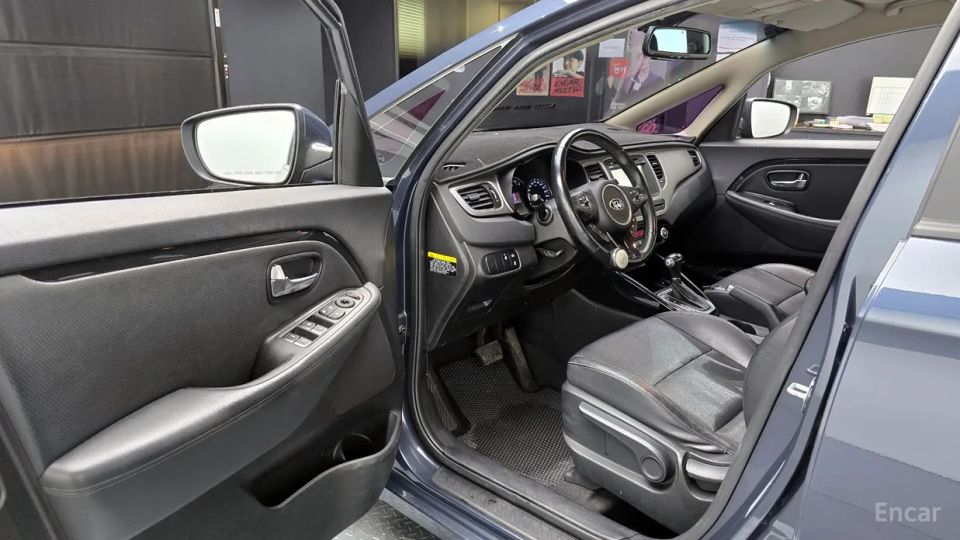 Kia Carens