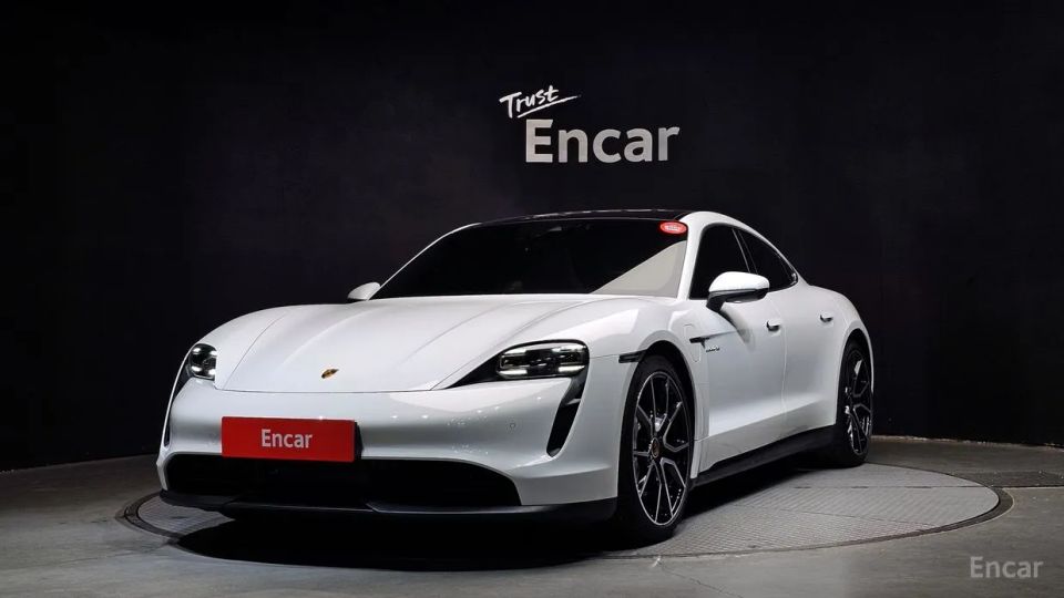 Porsche Taycan