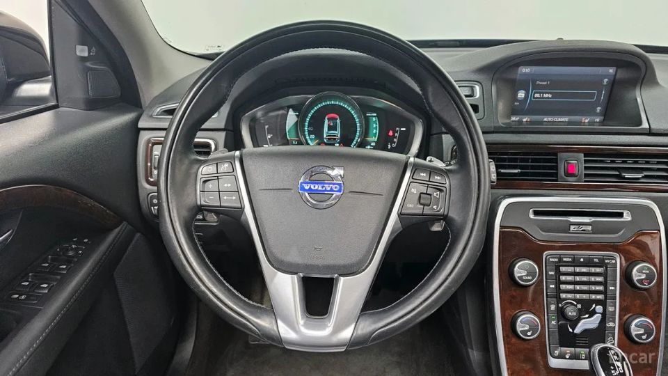 Volvo XC70