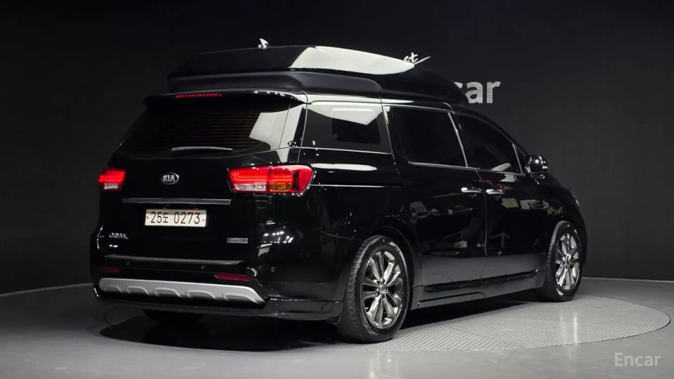 Kia Canival