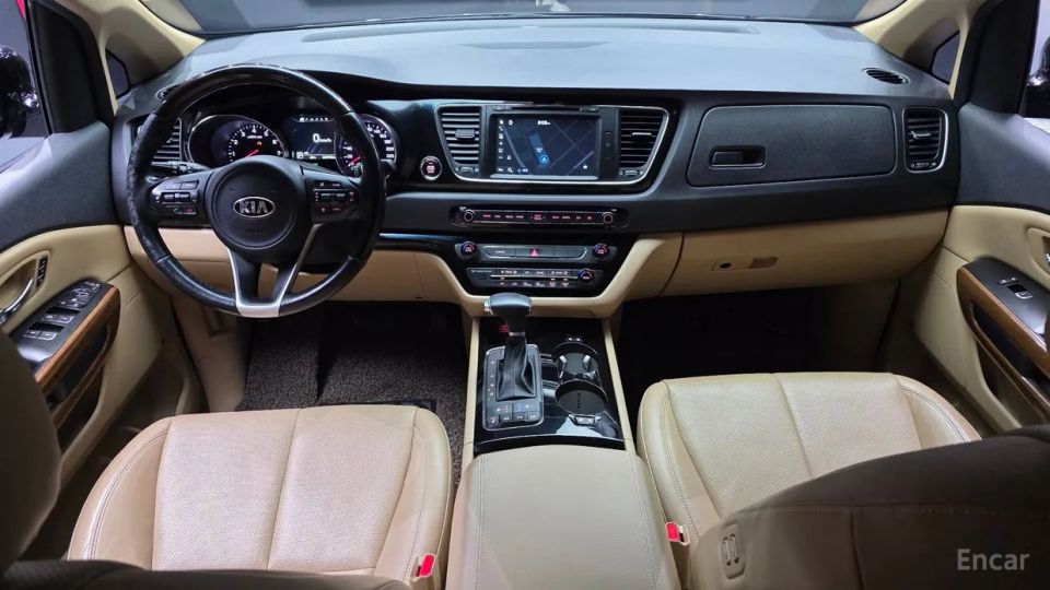 Kia Canival