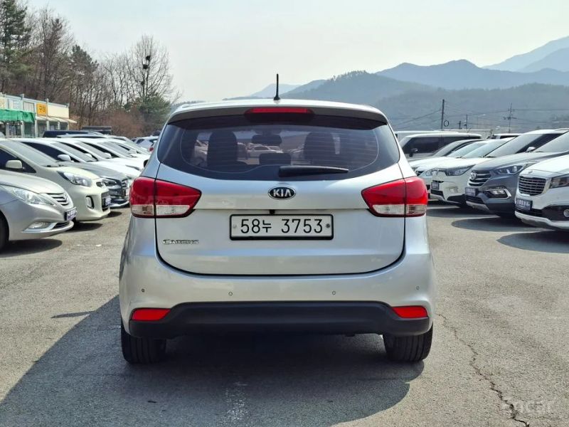 Kia Carens