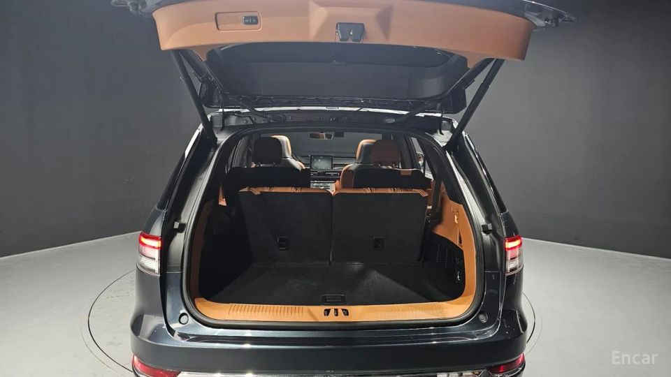 Lincoln Aviator