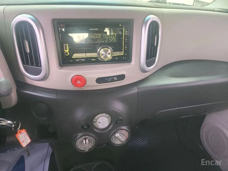 Nissan Cube