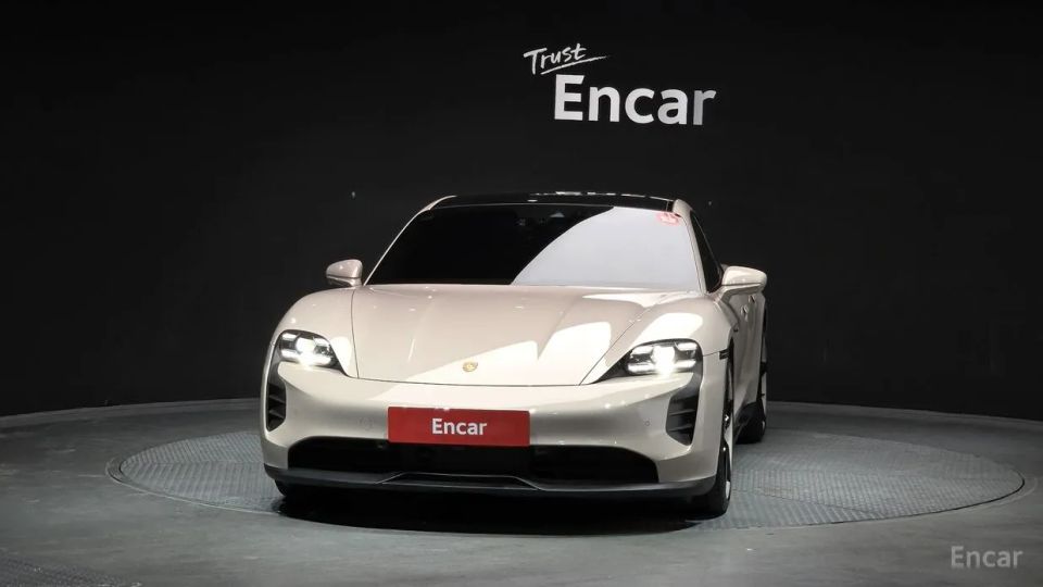 Porsche Taycan