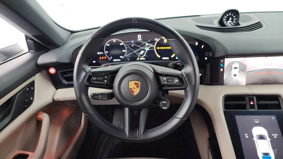 Porsche Taycan