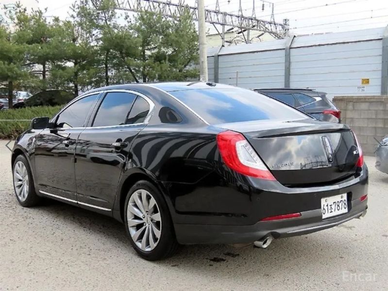 Lincoln MKS
