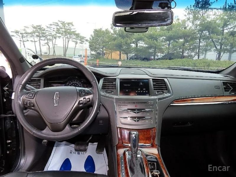 Lincoln MKS