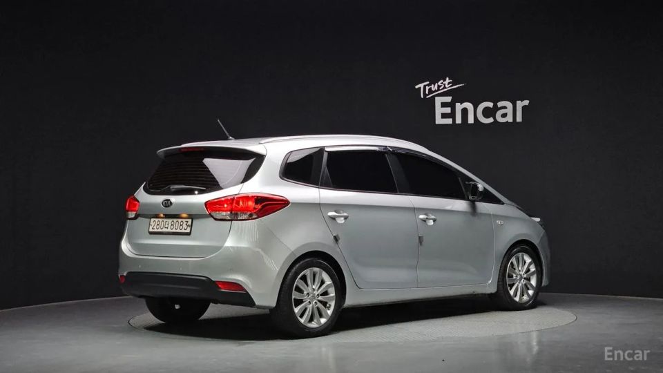 Kia Carens