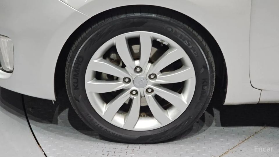 Kia Carens