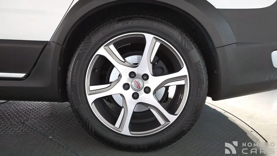 Volvo XC70