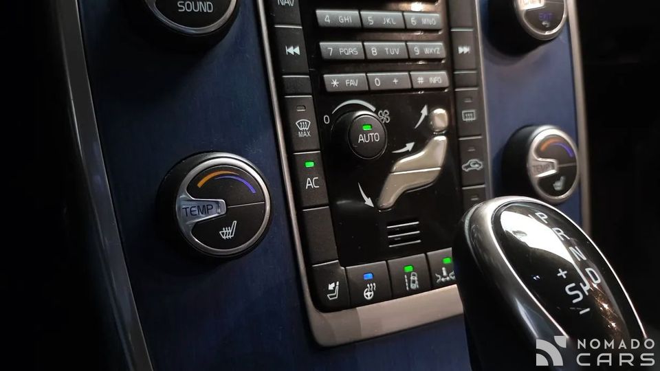 Volvo XC70