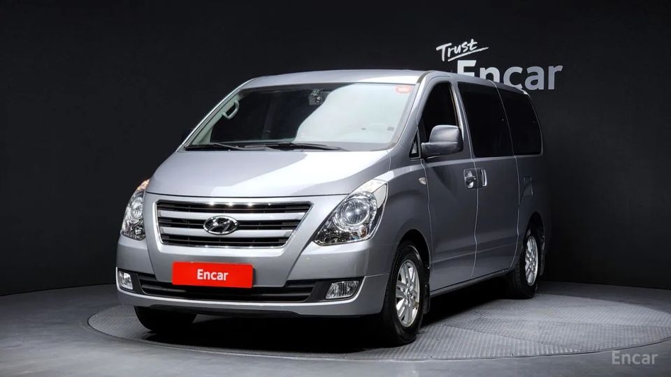 Hyundai Starex