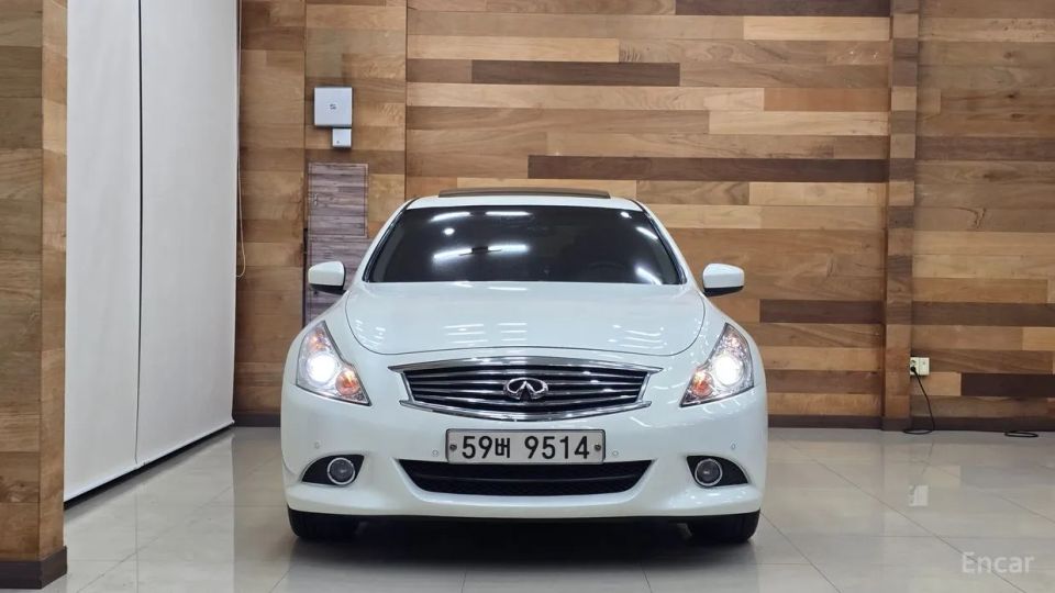 Infiniti G